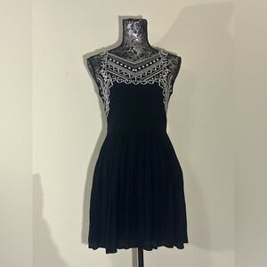 Xhilaration - Women’s Black with White Embroidery Top Boho Dress - Size Small